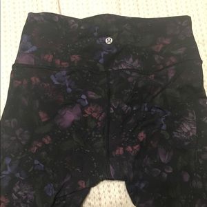 Lulu lemon cropped wunder under size 8